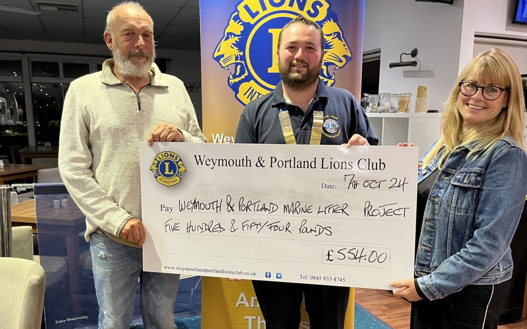 Lions Club Grants £554 to Marine Litter Project
