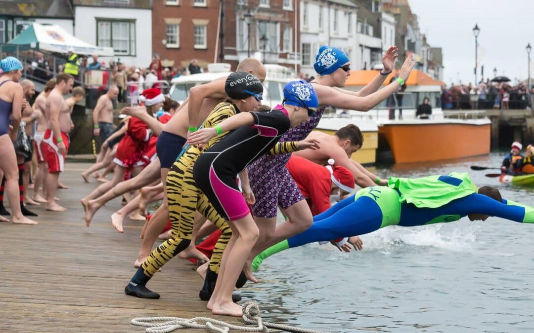 Lions Christmas Day Harbour Swim to Raise Funds For Local Charities