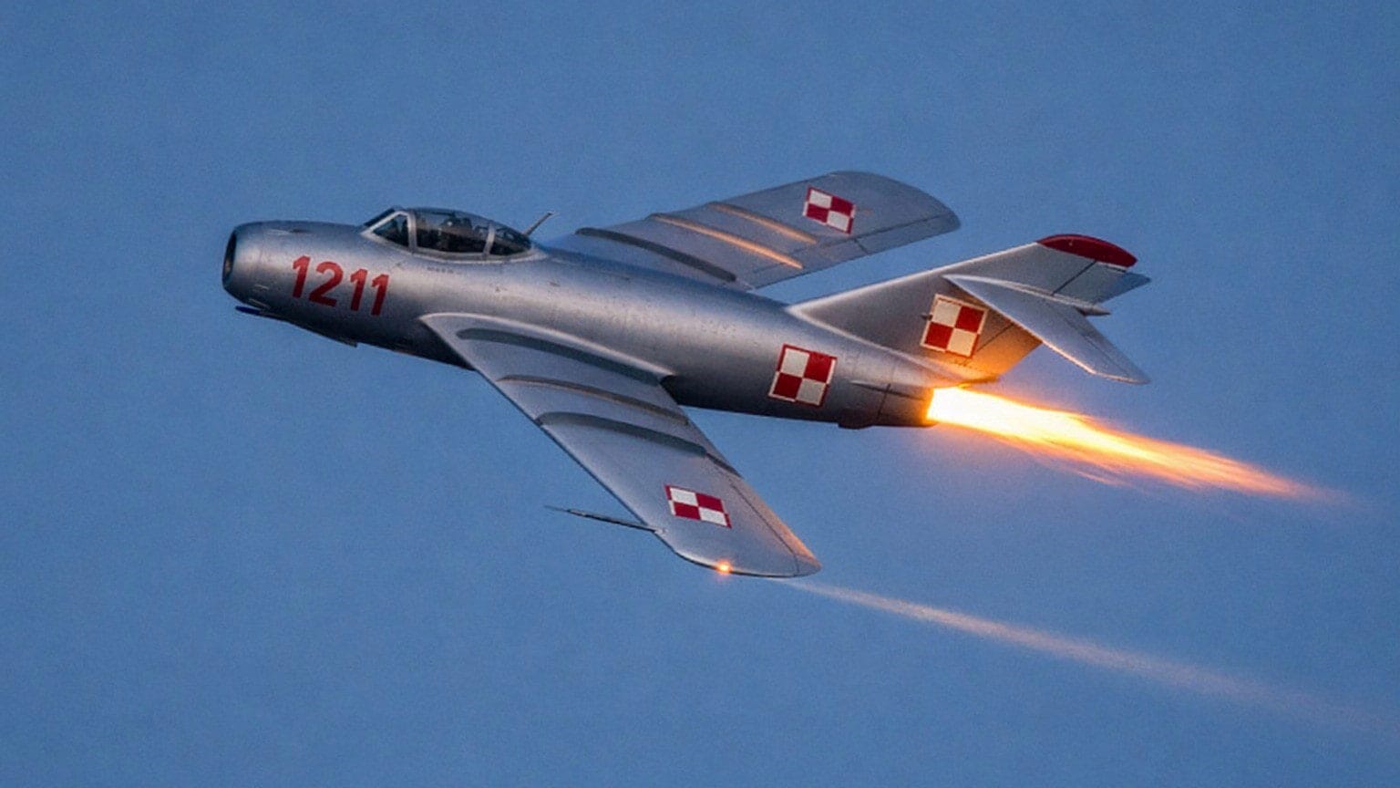 The UK’s New Airshow Announces Rare MiG-17F for Flying Display