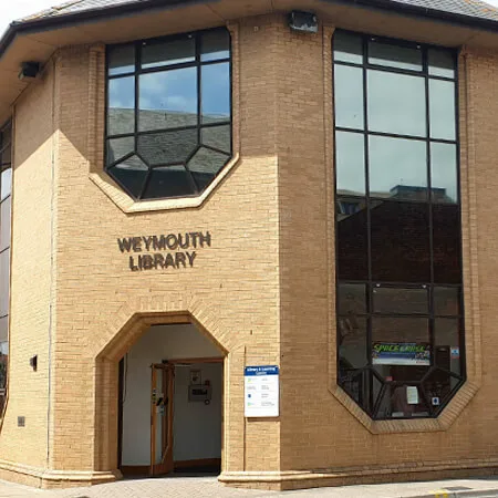 Potter around with Pots at Weymouth Library